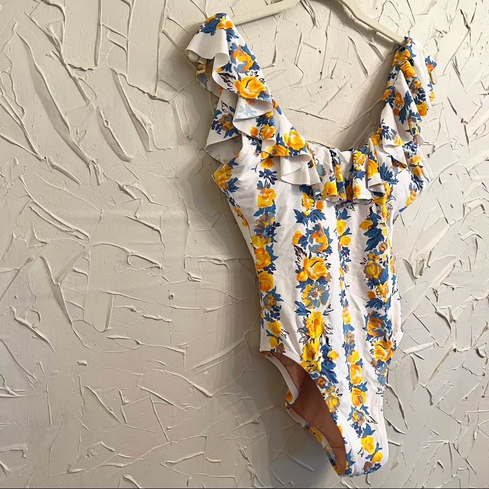 J.Crew Ruffle Scoopback One Piece Swimsuit Floral Size 2 AV277 - Picture 1 of 9